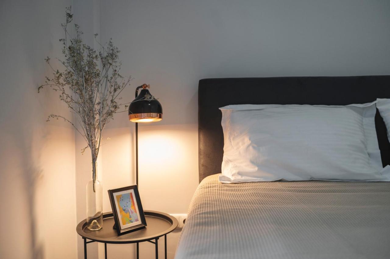 אתונה Luxury 2 Bdroom Apt- Megaro Mousikis מראה חיצוני תמונה